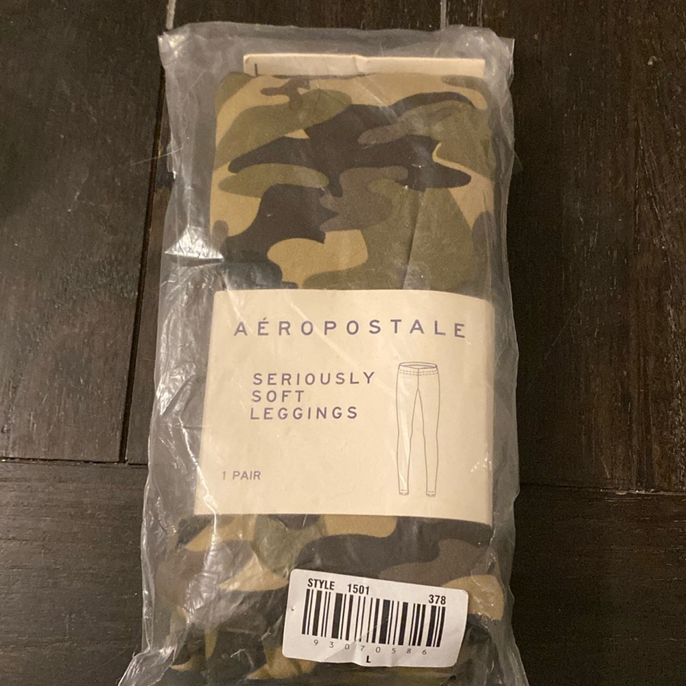 Aeropostale Seriously Soft Camo Leggings NWT‎